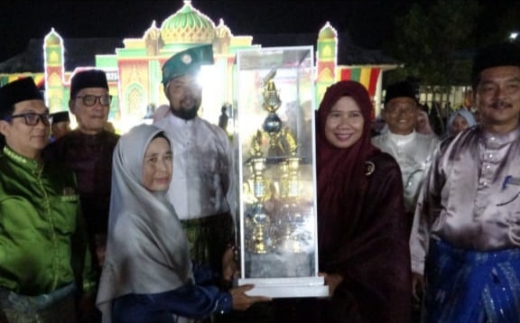 Wabup Inhil Secara Resmi Menutup MTQ Tingkat Kecamatan Mandah