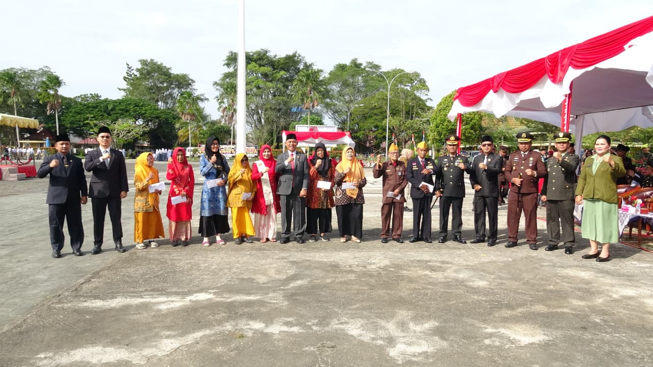 Bupati Inhil Jadi Inspektur Upacara Peringatan Hari Pahlawan Tahun 2025