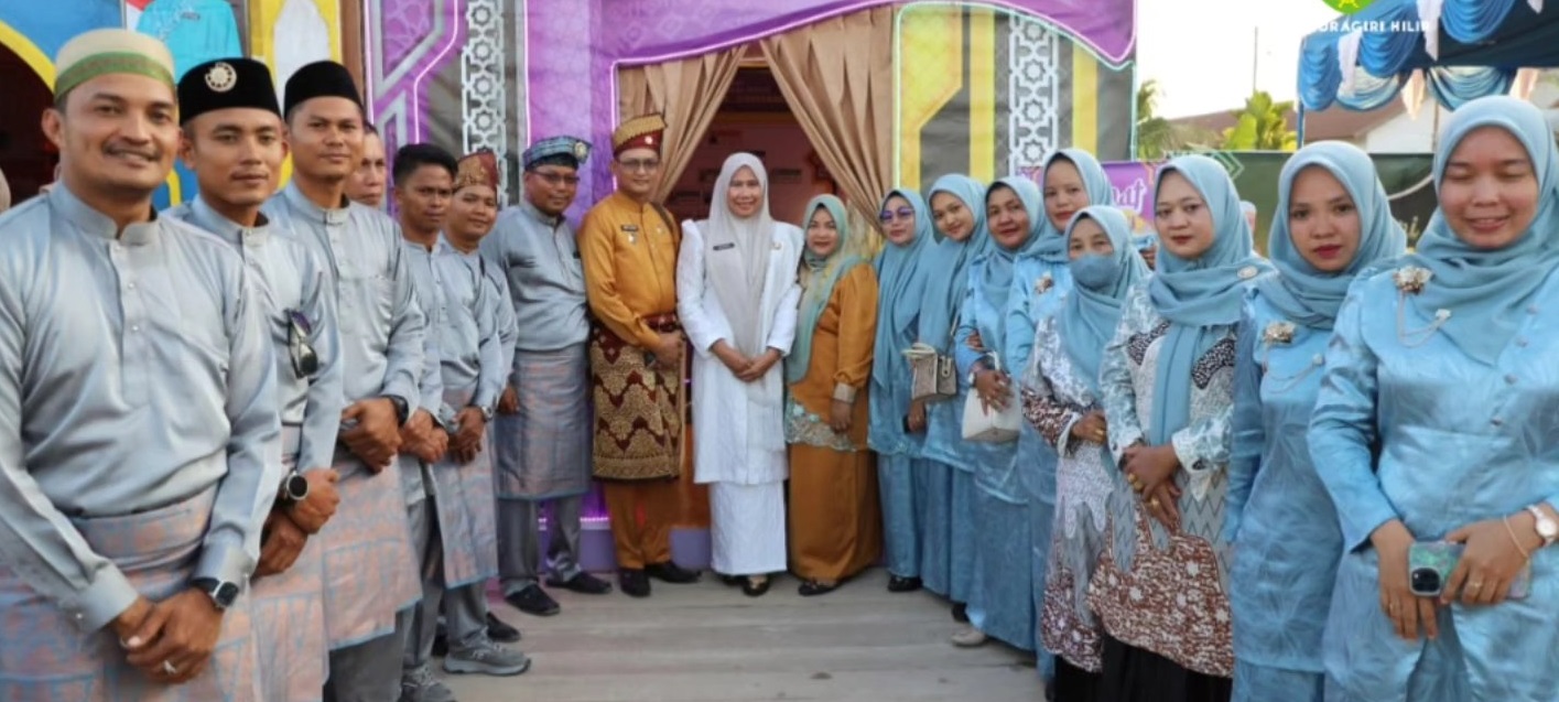 Wakil Bupati Inhil Yuliantini Lepas Pawai Ta’aruf dan Buka Stand Bazar MTQ ke-33 di Keritang