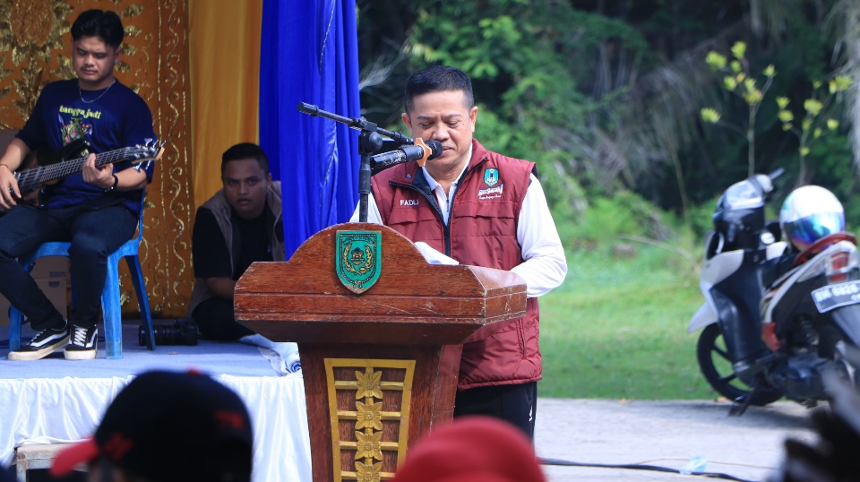 Lestarikan Adat, Bupati Inhil Buka Festival Seni Budaya Banjar 2025