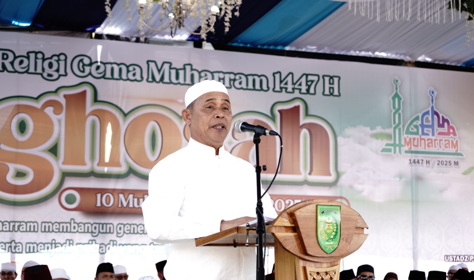 Bupati Inhil Sambut Gubernur Riau saat Hadiri Istighosah Gema Muharram di Tembilahan