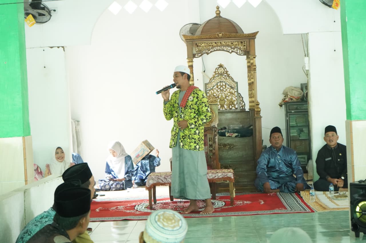 Rayakan Isra Mi'raj di Lahang Baru, Wabup Inhil Ajak Masyarakat Jaga Kewajiban Salat