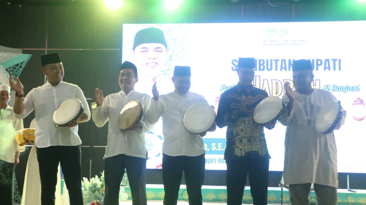 Bupati Inhil Resmikan Festival Hadroh Al -Banjari se Provinsi Riau