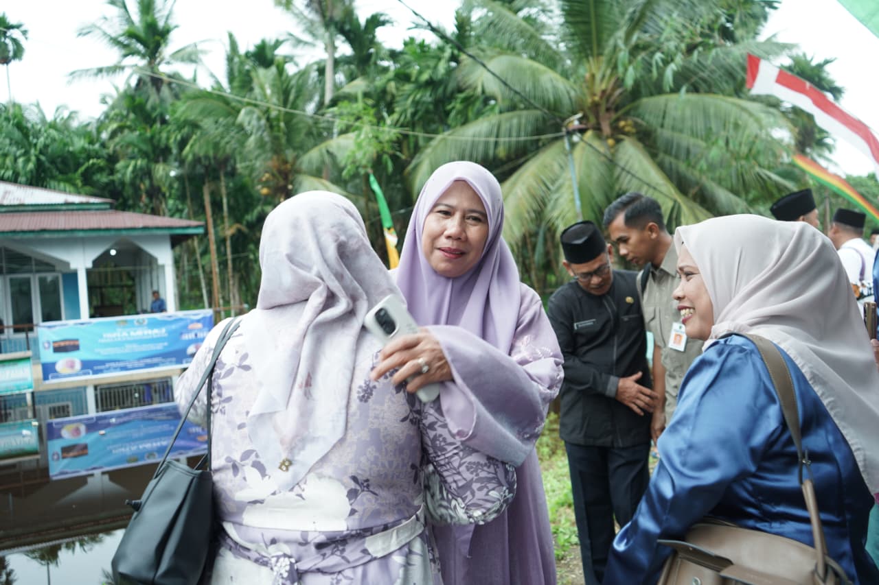 Rayakan Isra Mi'raj di Lahang Baru, Wabup Inhil Ajak Masyarakat Jaga Kewajiban Salat