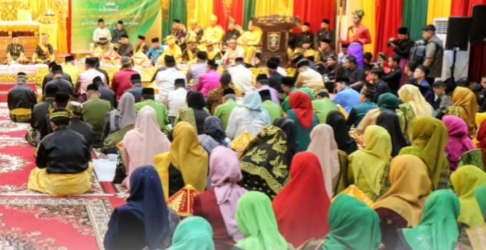 Bupati Inhil: Tahniah Gubernur Riau Abdul Wahid atas Penabalan Gelar Adat Datuk Seri Setia Amanah