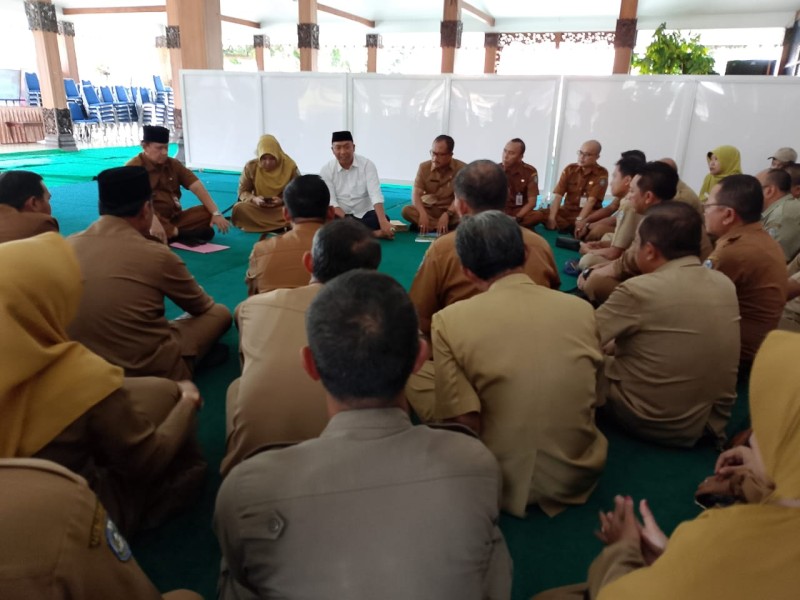 Bupati Situbondo Umumkan 45 Pejabat Sementara di Dinas Kabupaten