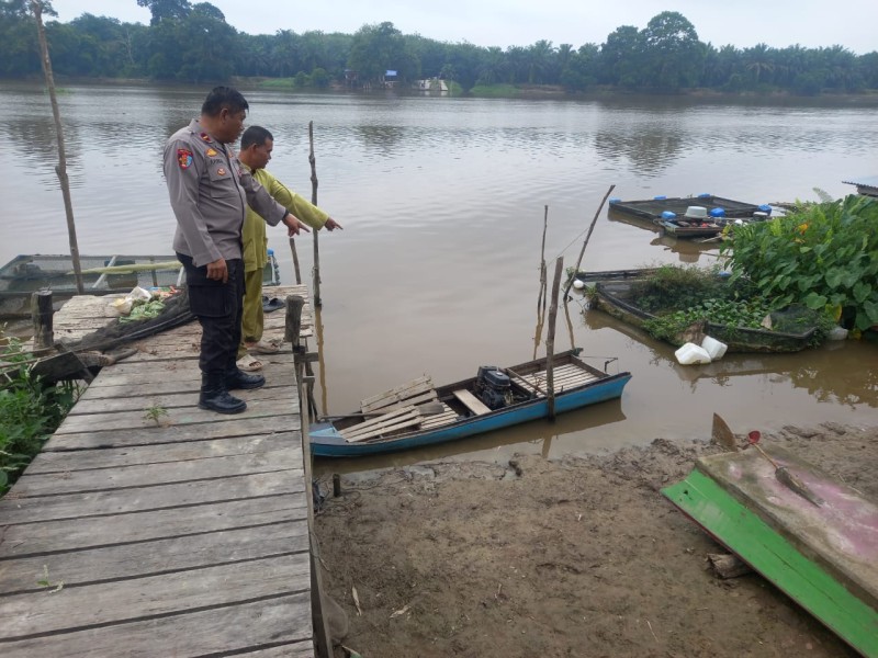 Jasad Pria 75 Tahun Ditemukan di Tepi Sungai Kampar Pelalawan