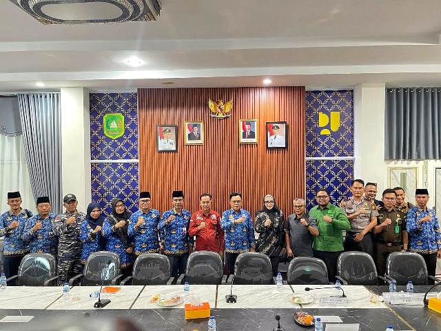 Bupati Asmar Minta DPR RI Turun Tangan Cari Solusi Penutupan Panglong Arang di Meranti