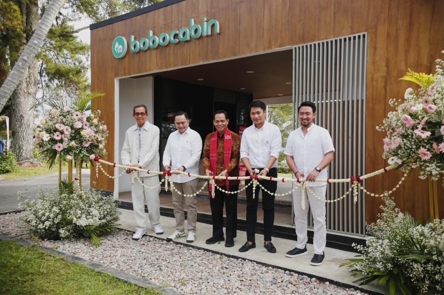 Pertamina Group Memperkenalkan Bobocabin, Tempat Glamping Mewah yang Menghadap Danau Toba