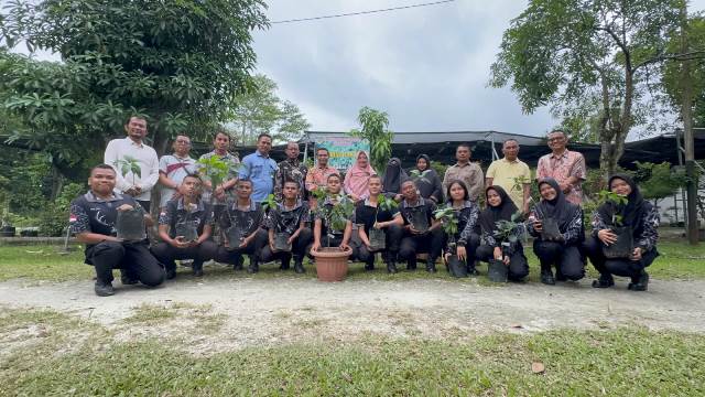 Anggota DPR Soroti Rendahnya Serapan Alumni SMK oleh Industri