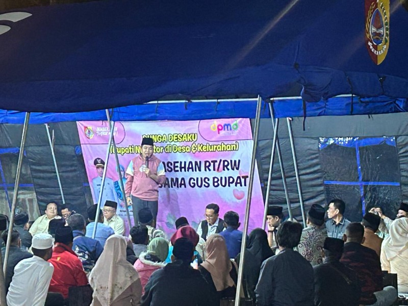 Ngantor di Desa, Cara Gus Bupati Fawait Merasakan Napas Rakyaknya
