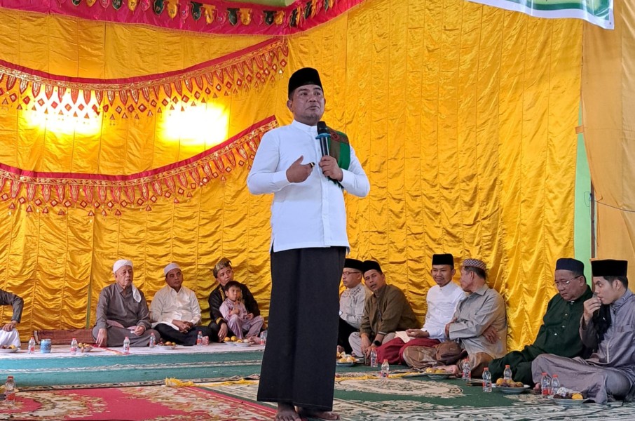 Bupati Zukri Tetapkan Rantau Baru Jadi  Desa Suluk, Ini Pesan untuk Camat dan Kades