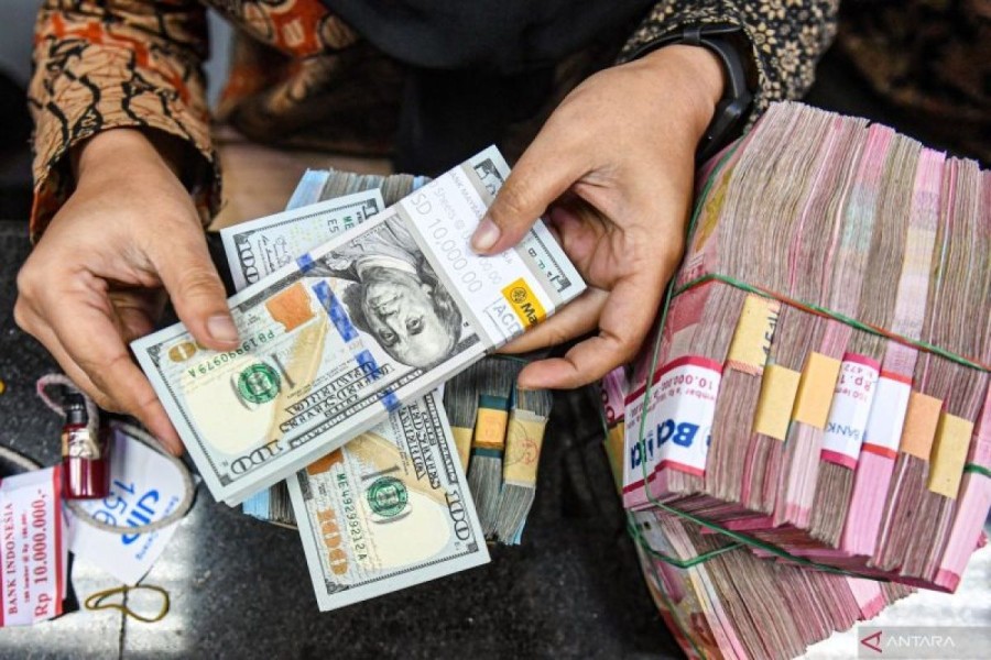 Rupiah Diproyeksikan Melemah di Tengah Sentimen Global, Dolar AS Menguat