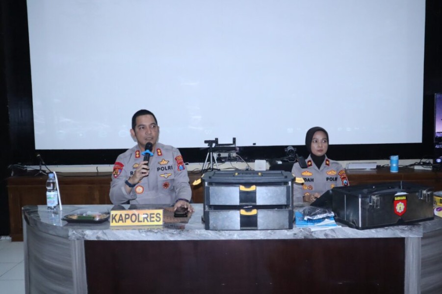 Tingkatkan Kinerja Penanganan Kriminalitas, Kapolres Situbondo Buka Pelatihan TPTKP dan Olah TKP