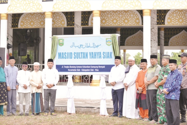 Bupati Alfedri Resmikan Masjid Sultan Yahya