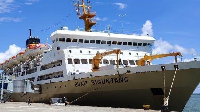 Jadwal Kapal Pelni KM Bukit Siguntang: Petualangan dari Maumere ke Makassar pada Januari hingga Februari 2025