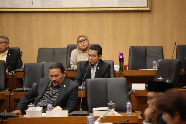Di Pansus RUU Daerah Kepulauan, Hendry Munief Soroti Ketimpangan Wilayah Perbatasan Riau