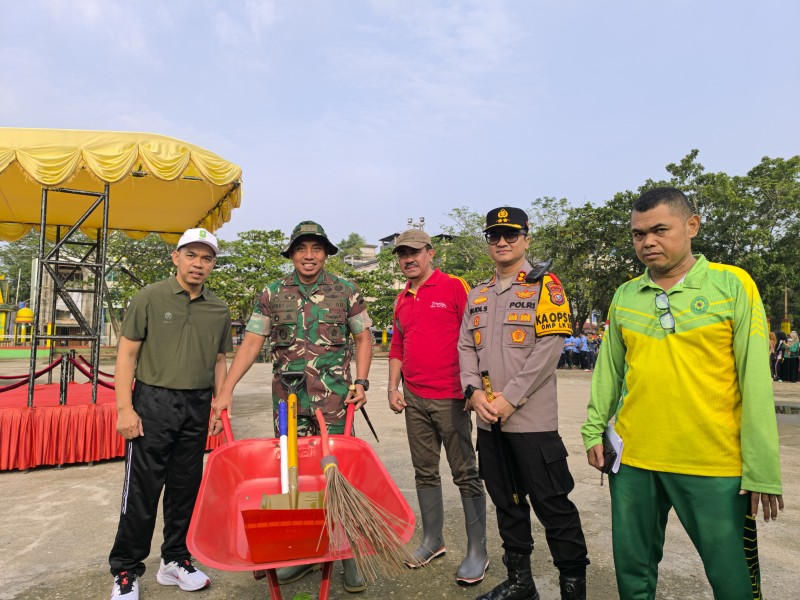 Program Kamis Bersih Pj Bupati Inhil Erisman Yahya Mendapat Dukungan Semua Pihak