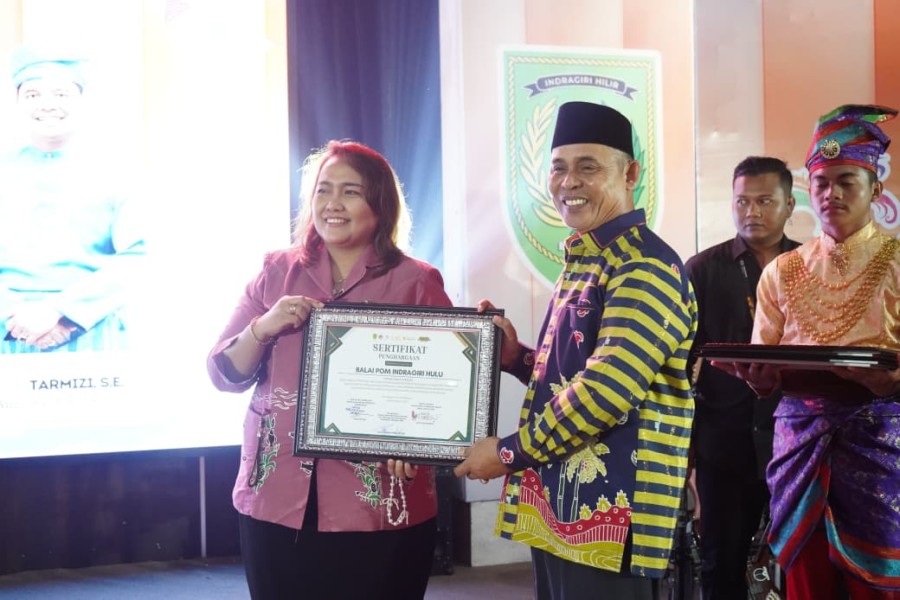 Tutup UMKM Expo Inhil 2025, Bupati Herman Ajak Pelaku Usaha Terus Berkarya