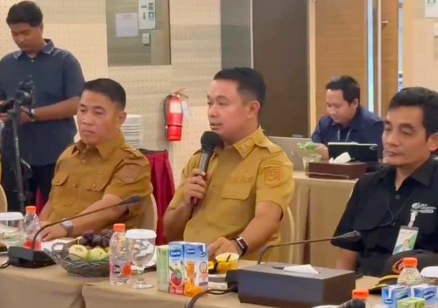 Sesi Wawancara Kandidat Paritrana Awards Riau 2025, Husni Tamrin Paparkan Indikator Keberhasilan Daerah