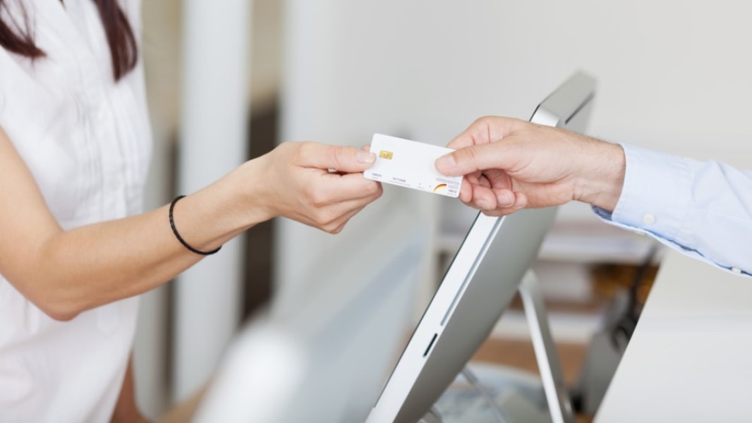 5 Cara Pakai Kartu Asuransi Kesehatan serta Kegunaannya