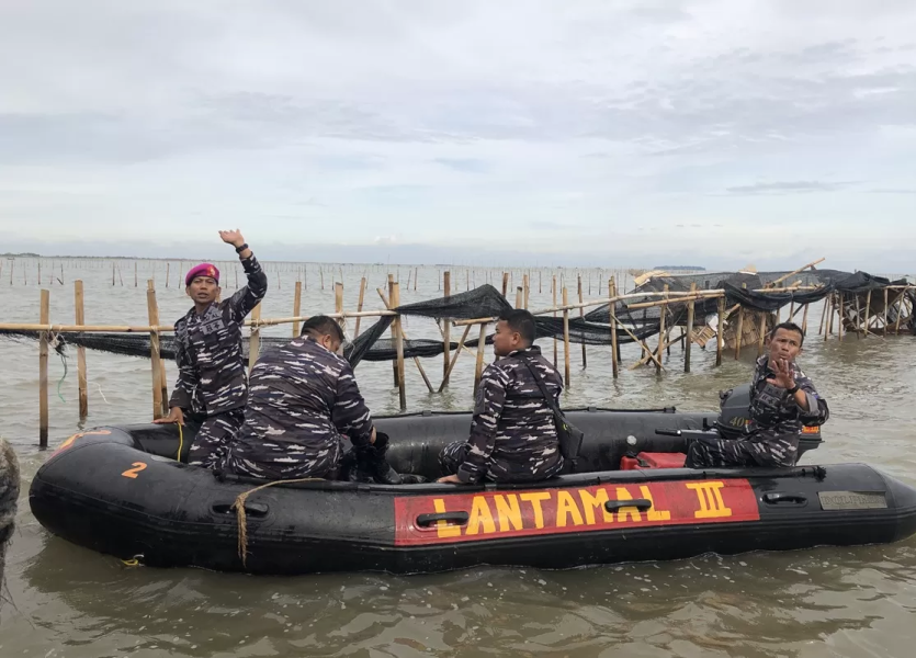 Bongkar 2 Kilometer Pagar Laut di Tangerang, TNI AL Target Selesaikan 30,16 Kilometer dalam Sepuluh Hari