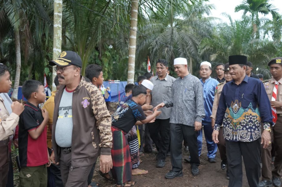 Kehadiran Bupati Herman Bakar Semangat Peserta Perjusami Di Kempas