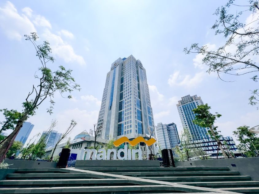 Bank Mandiri Perkuat Pertahanan Nasional dengan Pembiayaan Dua Kapal TNI AL