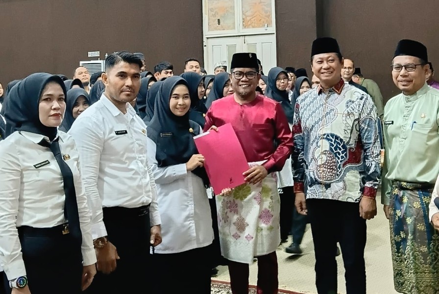 Bupati Pelalawan Kukuhkan 260 PPPK, Tenaga Guru Terbanyak