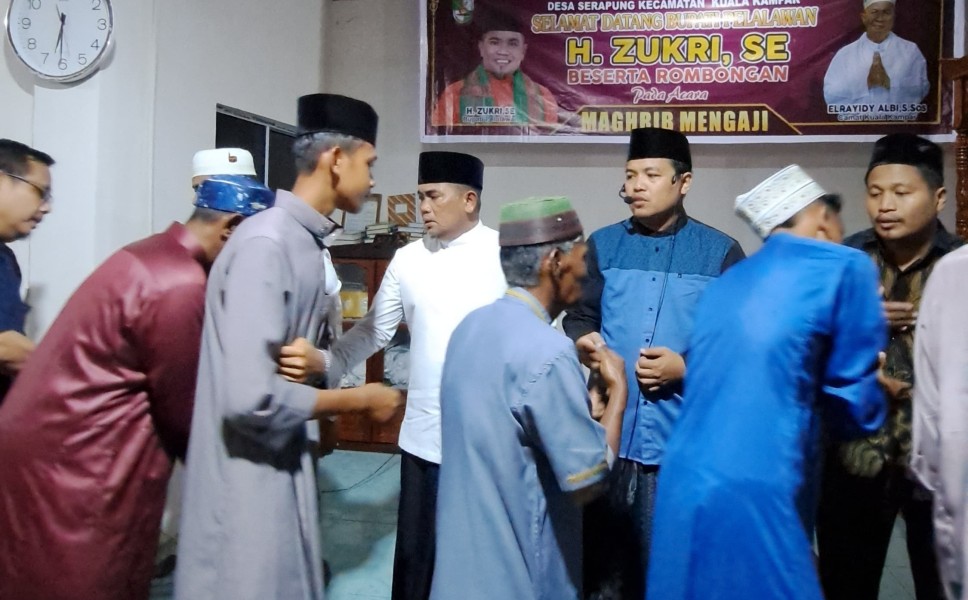 Maghrib Mengaji di Desa Serapung, Bupati Zukri Paparkan Program Prioritas untuk Masyarakat