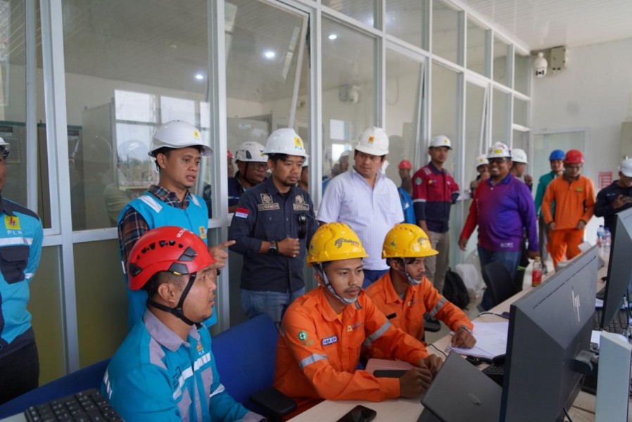 TKDN Capai 90 Persen, PLN Berhasil Operasikan SUTET 275 kV Muara Enim – Gumawang secara Penuh