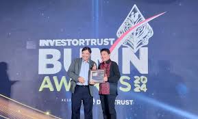 Bank Raya Raih Penghargaan Prestisius di BUMN Awards 2024 untuk Inovasi Finansial