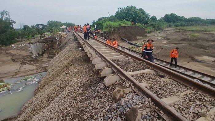 Pemulihan Jalur Rel Terdampak Banjir di Grobogan oleh KAI: Target Selesai pada 5 Februari