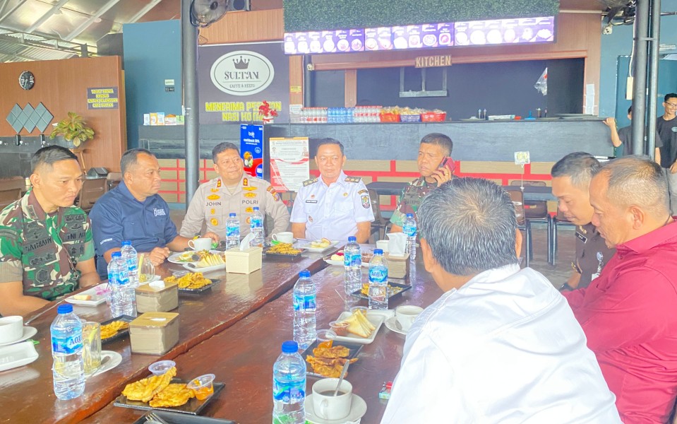 Wabup Pelalawan Husni Tamrin Terima Kunjungan Silaturahmi Danrem 031/Wira Bima