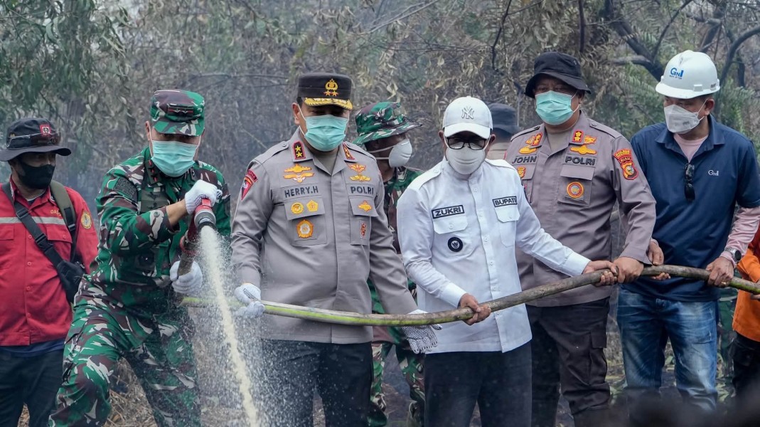 Kekeringan dan Karhutla Landa Pelalawan, Bupati Zukri Imbau Masyarakat Gelar Sholat Istisqa Serentak