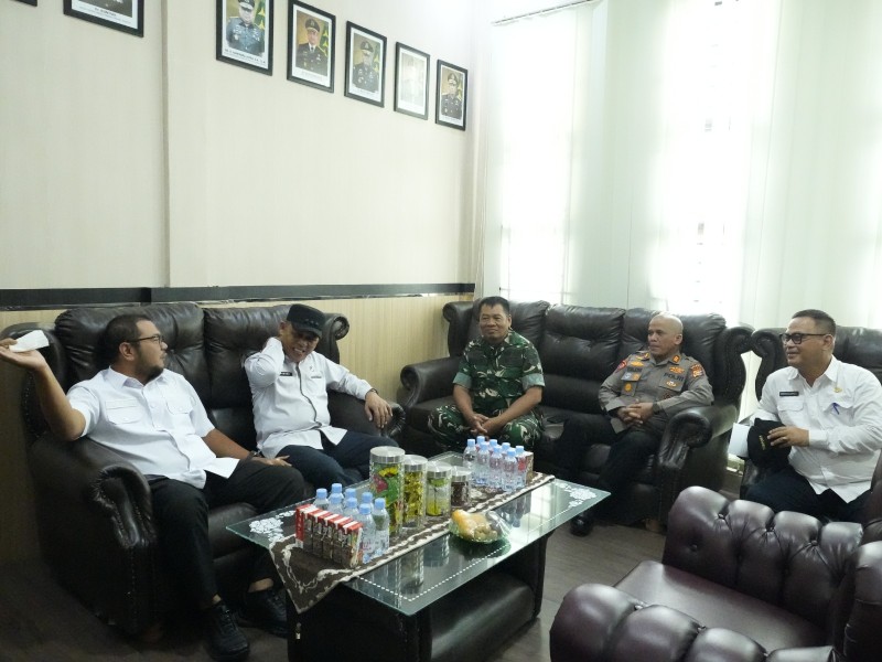 Bupati Herman Tekankan Penanganan Narkoba, Kejari Inhil Siapkan Layanan Antar Barang Bukti