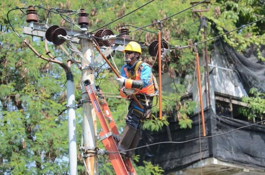 Dedikasi Jaga Keandalan Listrik Tanah Air, Haleyora Power Group Raih Tanda Kehormatan dari Listrik Indonesia