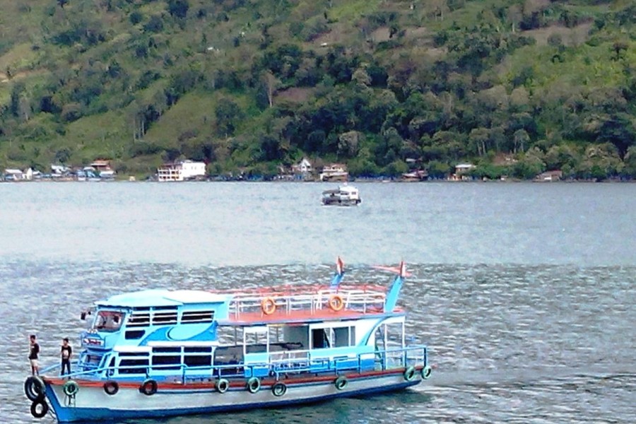 BPTD Jambi Tingkatkan Keselamatan Transportasi Sungai dan Danau dengan Pembagian Alat Keselamatan