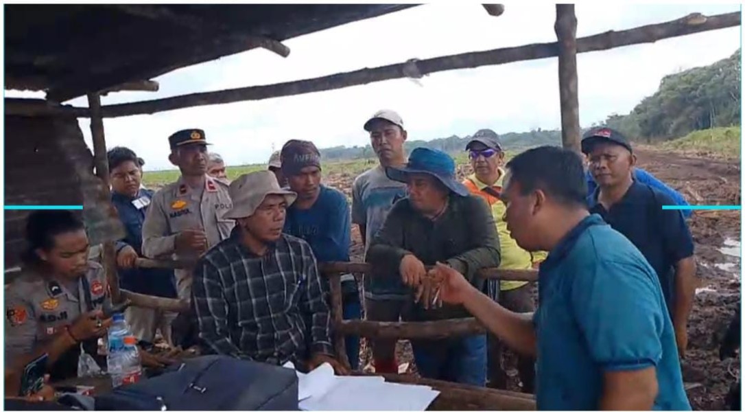 Sengketa Memanas, Petani Sungai Raya Hampir Bentrok dengan Tim Tiga Kades dan ATR/BPN Inhu