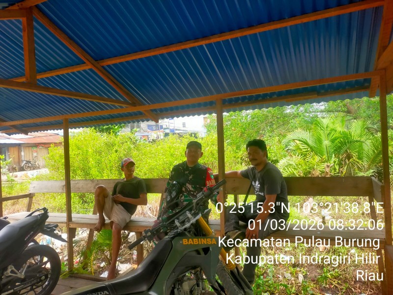 Babinsa Sri Danai Jaya Gelar Komunikasi Sosial Bahas Koperasi Merah Putih dan Pencegahan Karhutla