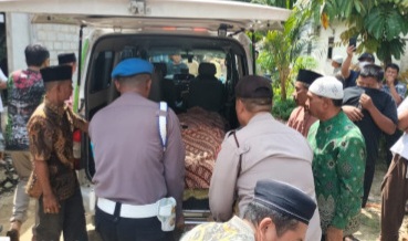 Seorang Remaja di Pelalawan Ditemukan Tewas Tergantung Seutas Tali Nilon