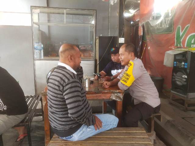 Bhabinkamtibmas Polsek Bandar Sei Sekijang Laksanakan Duduk Bersama dengan Warga RW 03