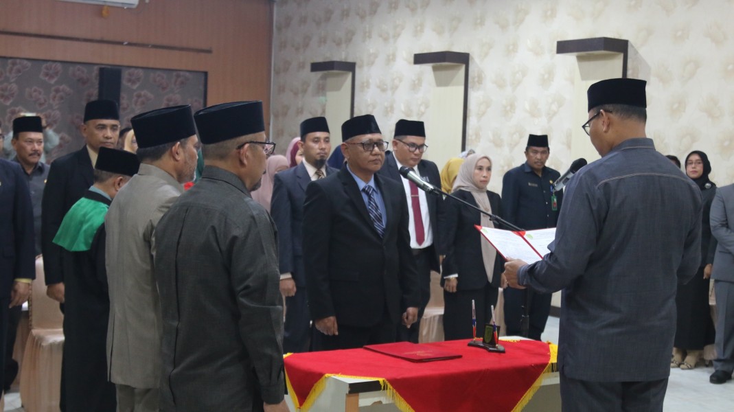 Bupati Inhil Lantik Pejabat Pimpinan Tinggi Pratama, Pejabat Administrator dan Pejabat Pengawas