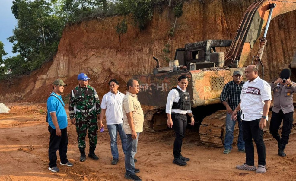 Tim Gabungan Temukan Alat Berat Tidak Bertuan di Galian C di Batu Belah