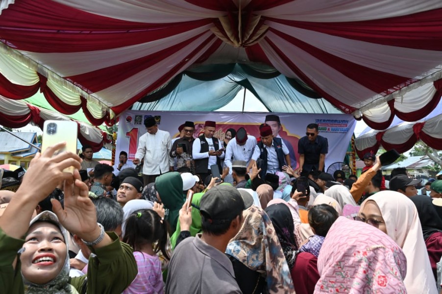 Tabligh Akbar Abdul Wahid dan UAS di Inhil Dihadiri Dani Nursalam dan Mimi Lutmila