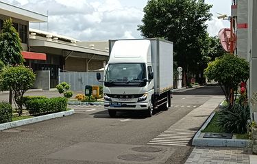 Revolusi Truk Listrik: Mitsubishi eCanter Tawarkan Penghematan Operasional Signifikan di Indonesia