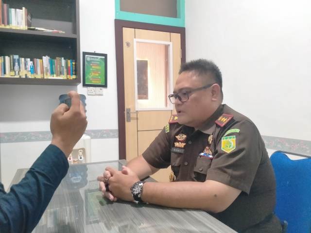 Kejari Meranti Tingkatkan Pelayanan Disiplin Semua Jaksa Lengkap