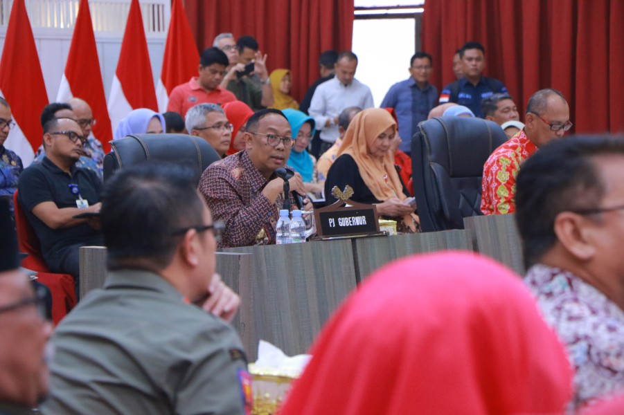 Kumpulkan Seluruh Bupati dan Walikota se-Riau, Pj Gubernur: Inflasi Kita Tak Ada Masalah Clear!
