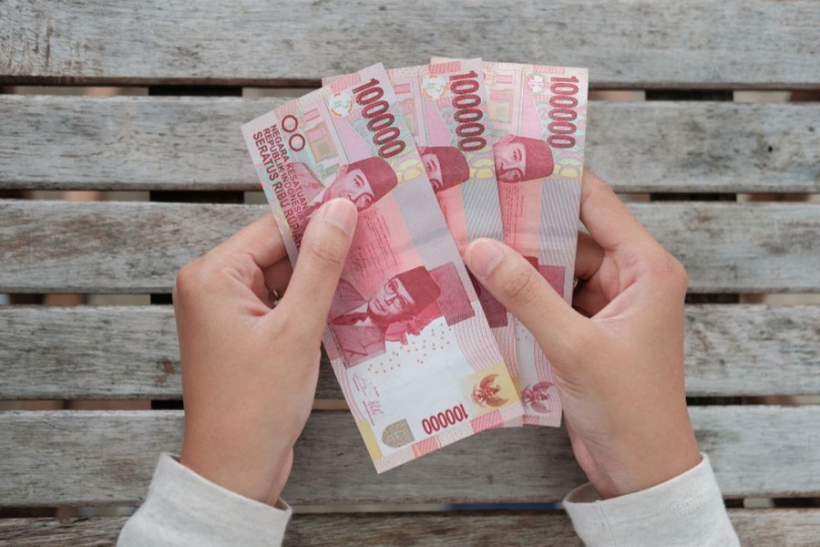 9 Cara Mengatur Uang Bulanan dengan Bijak dan Manfaatnya