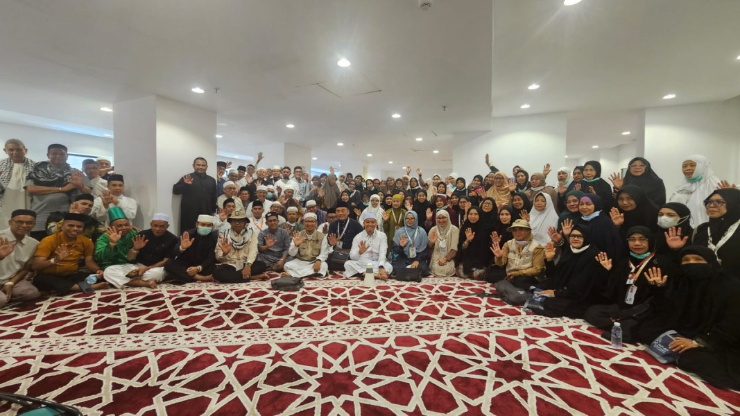Kunjungi Jemaah Haji di Makkah, Wawako Pekanbaru: Ingatkan Jaga Kesehatan Jelang Puncak Haji